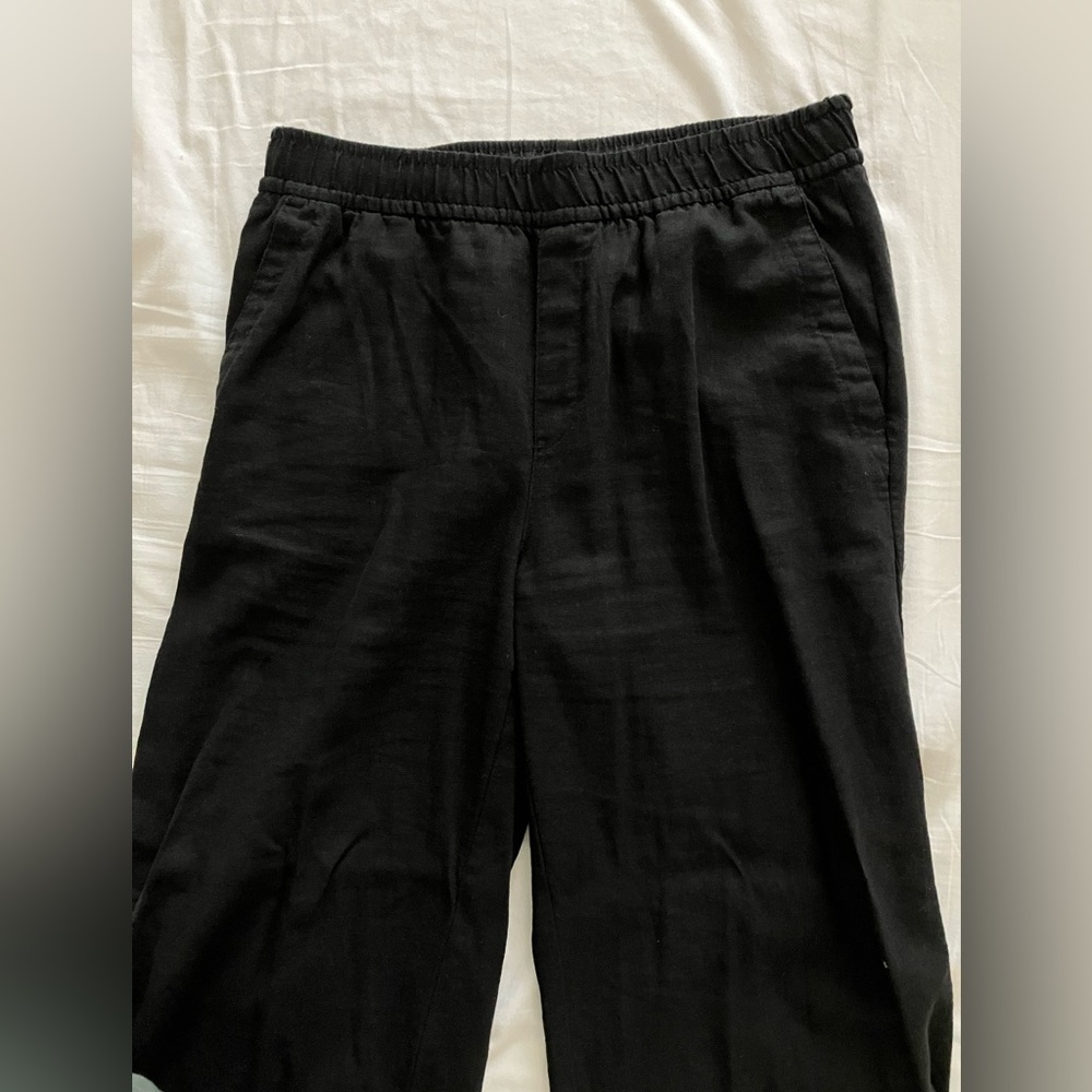 High Waisted Wide Leg Pants • Black • Old Navy